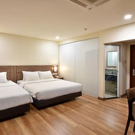 Yangtze Hotel 长江酒店 Johor Bahru Exterior photo