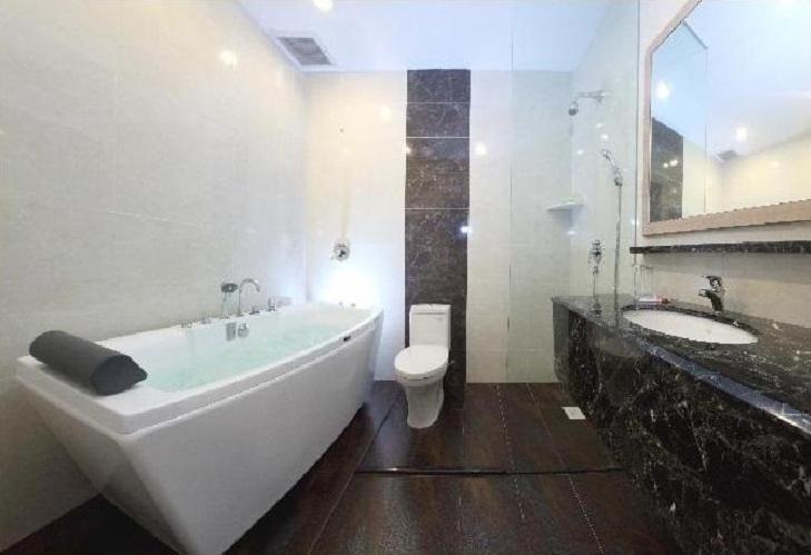 Hotel Yangtze 长江酒店 *